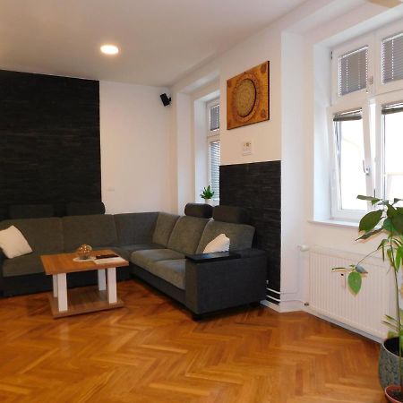 Modern Apartment Hrenova Street Lubiana Esterno foto